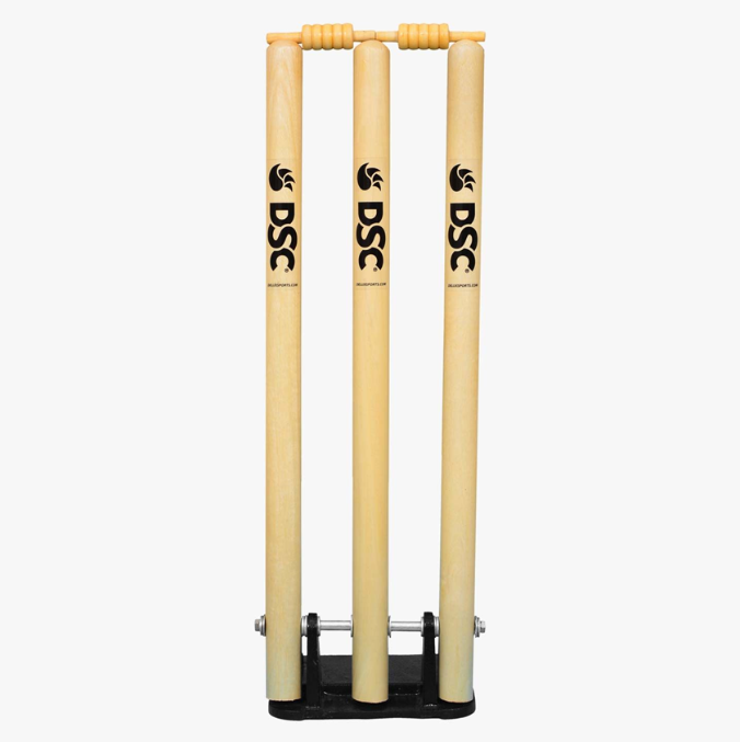  DSC Spring And Iron Base Cricket Stumps